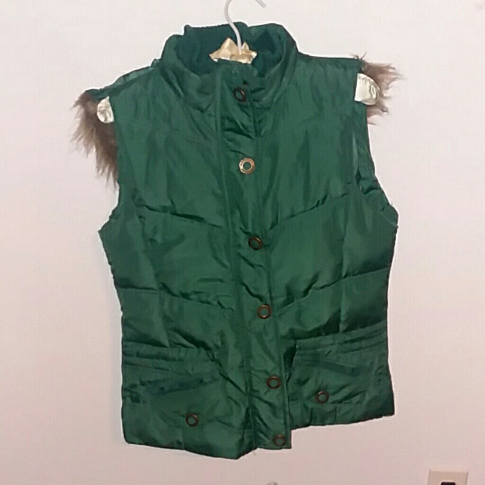Sea green vest with detachable hood